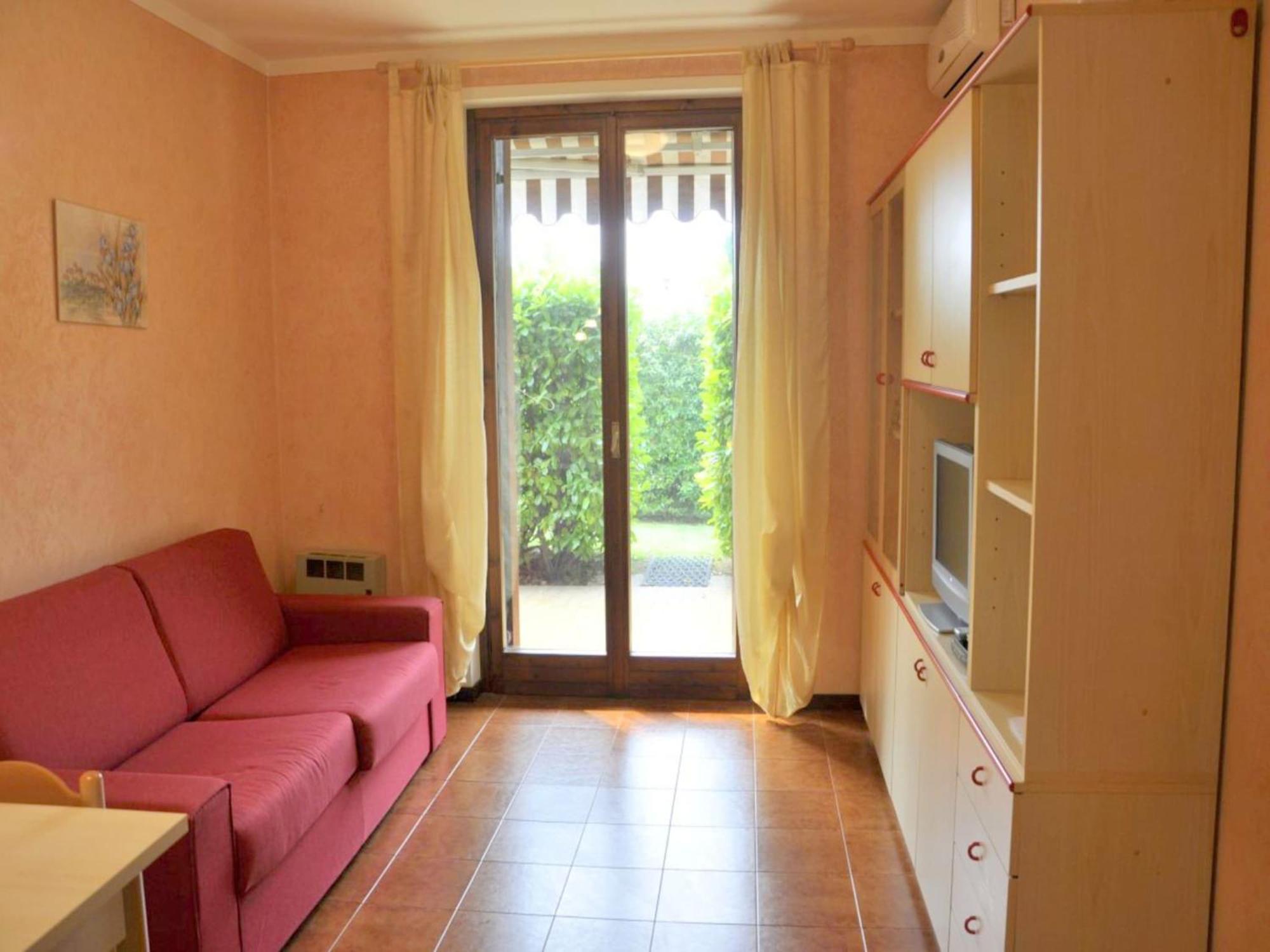 Enticing Holiday Home In Lazise With Swimming Pool Luaran gambar